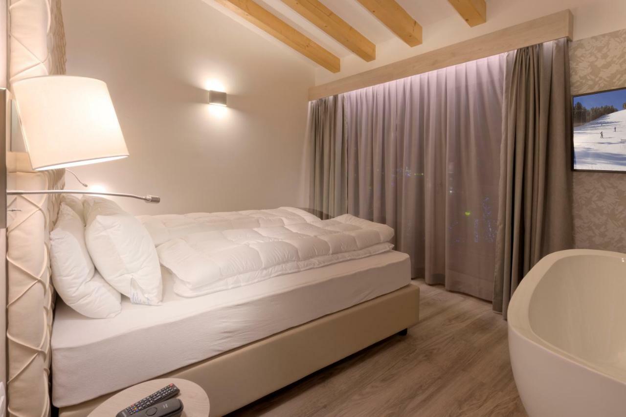 Hotel Rosengarten Мадонна-ди-Кампильо Экстерьер фото